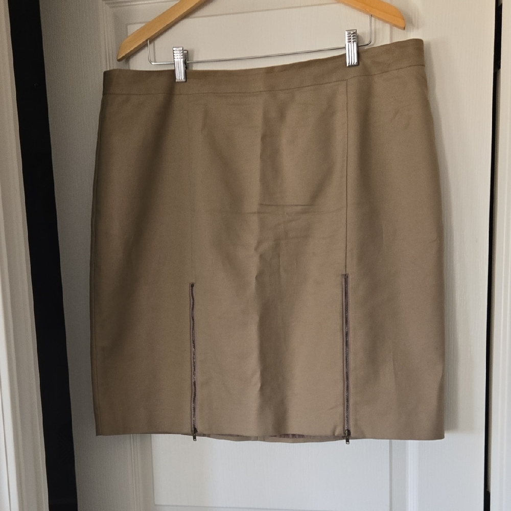 Worthington Tan Pencil Skirt
